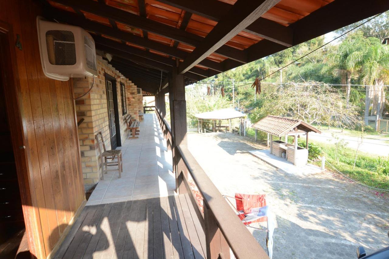 Residencial Da Casinha Appartement Garopaba Buitenkant foto